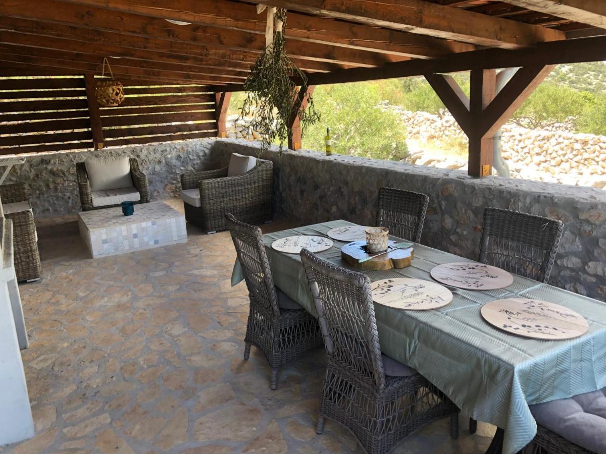 Private In Olive Grove With Heated Pool