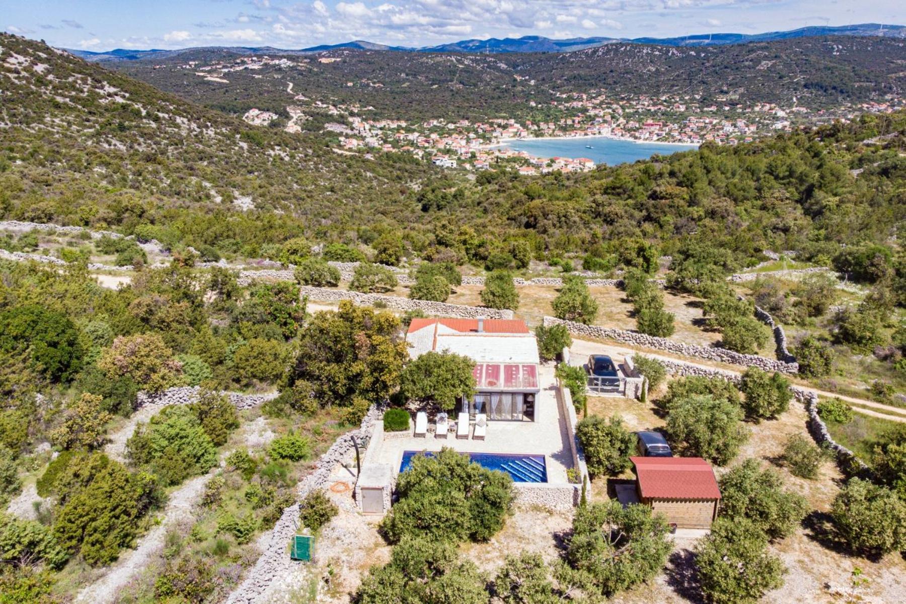 Villa Private In Olive Grove With Heated Pool Vinišće